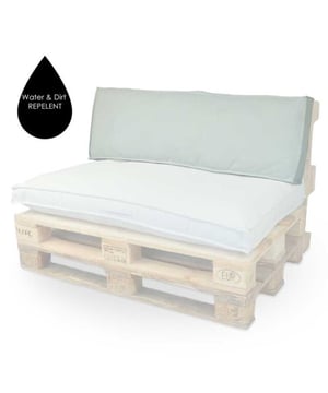 
De palletkussens van Unique Living zijn een frisse en trendy toevoeging aan elke buitenruimte. Binnen een mum van tijd maak je van een aantal pallets een knusse loungeset waar je heerlijk op kunt genieten van het buiten zijn. Het kussen is gemaakt van 100% kwalitatief katoen. Hoewel katoen erg kleurvast is adviseren wij toch om het kussen droog te leggen wanneer het niet gebruikt wordt, dit om slijtage en verkleuring tegen te gaan.De belangrijkste informatie op een rijtje:- Te gebruiken voor een loungeset- Stevig kussen, daardoor goed zitcomfort- Inclusief binnenkussen (indien anders vermeld)- Wordt per stuk geleverdOver Unique LivingUnique Living heeft een uitgebreid assortiment aan sierkussens, kussenhoezen en buitentextiel. De designs zijn stijlvol en tijdloos. De collectie varieert van rustige prints met sierlijke teksten tot zachte kussenhoezen met structuur. Je kunt de artikelen van Unique Living gebruiken als trendy detail op de bank in de woonkamer of als extra aankleding voor uw buiten ruimtes. Het zijn mooie blikvangers. - Afmeting: - Kleur: Lichtgrijs - Materiaal: Polyester