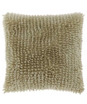 Ben jij op zoek naar een nieuwe look voor jouw woon- of slaapkamer? Dan is deze hoes iets voor jou! De Unique Living sierkussen hoezen zijn geïnspireerd op de nieuwste trends en geven extra sfeer en kleur aan iedere kamer.De hoes is gemaakt van hoogwaardig katoen en uitgevoerd in een prachtige kleur. De hoes is voorzien van een handige blinde ritssluiting waardoor de hoes op zijn tijd kan worden gewassen.De belangrijkste informatie op een rijtje:- Kwalitatief materiaal- Afsluitbaar met een rits, dit maakt wassenmogelijk- Gemakkelijk vervangbaarWassen?Wilt u de hoezen wassen? Dat kan! Wij adviseren de hoezen binnenstebuiten in een handwas te wassen. Zo houdt de sloop goed zijn kleur en structuur en kan hij jaren mee! Bent u meer van het gemak? Dan kunt u ze ook wassen in de wasmachine. Wij adviseren dan een rustig programma op maximaal 30 graden.Over Unique LivingUnique Living heeft een uitgebreid assortiment aan sierkussens en kussenhoezen. De designs zijn stijlvol en tijdloos. De collectie varieert van rustige prints met sierlijke teksten tot zachte kussenhoezen met structuur. Je kunt de kussens gebruiken als trendy detail voor op de bank in de woonkamer of op bed in de slaapkamer. Het zijn echte blikvangers. - Afmeting: - Kleur: Wit - Materiaal: Polyester