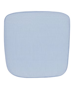 
Ben jij op zoek naar wickerkussens die voor de tuin? Dan zijn de matraskussens van Unique Living iets voor jou! De matraskussens zijn de perfecte toevoeging voor aan de tuin en zitten ook nog eens erg comfortabel. De kussens zijn gemaakt van hoogwaardig polyester en is uitgevoerd in diverse kleuren.De belangrijkste informatie op een rijtje:- Kwalitatief polyester- Hoogwaardige kwaliteit - Perfecte toevoeging voor aan de tuin - Makkelijk op te bergen Over Unique LivingUnique Living heeft een uitgebreid assortiment aan sierkussens, kussenhoezen en kersttextiel. De designs zijn stijlvol en tijdloos. De collectie varieert van rustige prints met sierlijke teksten tot zachte en leuke decoratieve kerstsokken. Je kunt de artikelen van Unique Living gebruiken als trendy details in de woonkamer of als blikvangers voor in uw buitenruimtes. - Afmeting: 46x47x4 - Kleur: Blauw - Materiaal: Polyester