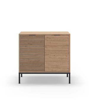 
Productkenmerken: Gemaakt van 18 mm gelamineerde spaanplaten. Eiken kleur met zwarte groeven. Zwarte metalen poten en fijne zwarte metalen handgrepen. Veelzijdige opbergkast met 2 deuren. Door het compacte en elegante formaat is het ideaal voor gebruik in een hal, woonkamer of zelfs een slaapkamer. Het industriële en moderne ontwerp past bij veel decoratiestijlen. Productafmetingen: Lengte 80 cm x breedte 40 cm x hoogte 80 cm - Nettogewicht: 35 kg. Verpakkingsafmetingen: Verpakking nr. 1: Lengte 85 cm x breedte 53 cm x hoogte 12 cm - Brutogewicht: 19,04 kg. Verpakking nr. 2: Lengte 85 cm x breedte 45,5 cm x hoogte 13 cm - Brutogewicht: 18,02 kg. Totaal bruto gewicht: 37,06 kg. Merk: CaliCosy Kleur: Wooden Effect