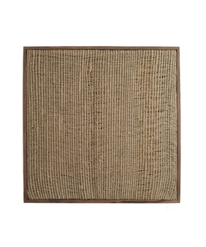 
Shop dit prachtige artikel van Light & LivingLight & Living - Wandornament 80x3x80 cm KALAW jute naturel is gemaakt en ontwerpen door het Nederlandse merk Light & Living.De belangrijkste kenmerken van het artikel zijn als volgt:Kleur: BruinProduct Lengte: 80Product Breedte: 3Producht Hoogte: 80Gewicht: 4.5Light & Living werd meer dan vijftig jaar geleden opgericht. We begonnen met het maken van lampenkappen in een kleine fabriekshal. Al snel kwamen daar lampen bij, zodat we een totaal verlichtingsconcept konden aanbieden. Na vele jaren actief te zijn geweest op de verlichtingsmarkt, zijn we gaan uitbreiden met betaalbare woonaccessoires en (klein)meubelen.Wij weten als geen ander dat thuis de plek is waar mensen zich vaak het prettigst voelen. Een eigen plek, ingericht met comfortabele meubels en sfeervolle verlichting. We denken graag met je mee. Daarom reizen we de hele wereld over op zoek naar de mooiste verlichting en woondecoratie. We zijn altijd op zoek naar dat ene speciale item waar ons hart sneller van gaat kloppen. Deze momenten leggen we vast en vertalen we naar onze producten.Twee keer per jaar presenteren we een nieuwe seizoenscollectie. Zo weten we je elke keer weer te inspireren! - Afmeting: 80x3x80 - Kleur: Bruin - Materiaal: Hout