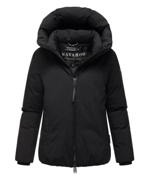 Die Damen-Winterjacke Blütenlicht von Navahoo überzeugt durch modernes Design und hohen Tragekomfort. Leichte Wattierung und gesteppte Innenseite halten angenehm warm, während Kapuze und hochstehender Kragen optimal vor Wind schützen. Zwei gefütterte Eingrifftaschen und praktische Innentaschen bieten Stauraum und Komfort. Schlicht, vielseitig kombinierbar und erhältlich in 9 Farben sowie den Größen XS–5XL.