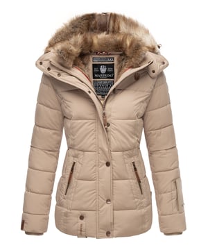 Die Marikoo Damen Winterjacke Nekoo überzeugt durch Funktionalität und edle Details. Das kuschelige Kunstfell in Kapuze und Innenbereich sorgt für angenehme Wärme, während der hoch schließende Kragen optimal vor Wind und Kälte schützt. Die Kapuze ist vielseitig: komplett abnehmbar oder per Reißverschluss nach hinten auf die Schultern zu legen. Zwei Reißverschlusstaschen mit Fleecefutter, eine Innentasche mit Kopfhörerausgang und hochwertige Kunstleder-Zipper machen die Jacke besonders praktisch. Mit perfekter Länge, tailliertem Schnitt und Rippbündchen bleibt sie warm, bequem und stilvoll.
Material: Oberstoff/Futter/Wattierung 100% Polyester; Kunstfell 90% Polyacryl, 10% Polyester.