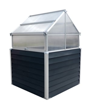 
Kas & opbergruimte: Praktisch kweekbed/hoogslaper voor plantenliefhebbers met weinig ruimte. Het doordachte verhoogde bed zorgt niet alleen voor rugvriendelijk tuinieren op comfortabele hoogte, maar beschermt de planten ook tegen slakken, ongedierte of huisdieren. Twee geïntegreerde plantenbakken van plaatstaal bieden een bruikbare oppervlakte van ca. 1,4 m². De dubbelwandige dakpanelen van 4 mm dik polycarbonaat beschermen tegen kou en UV-straling en bieden de planten optimale omstandigheden om te gedijen. Om de luchtcirculatie te garanderen, kunnen de dakpanelen snel en eenvoudig worden geopend en in verschillende posities worden vergrendeld. Duurzaam, weer- en krasbestendig. Solide basis dankzij een solide basis van 0,25 mm dik gegalvaniseerd staal. Met interne waterafvoer en geïntegreerde opbergruimte binnenin. Voldoende ruimte om tuinspullen netjes op te bergen. GewichtDxBxH 120x120x169cmGewicht 30kgEenvoudige en snelle montage met behulp van geïllustreerde instructies. Merk: Westmann Gewicht: 30,0 kgKleur:  Antraciet Extra kleur: Zilver - Afmeting: - Kleur: Antraciet - Materiaal: Metaal