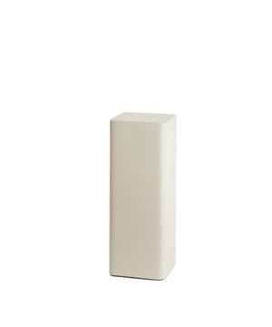 
Shop dit prachtige artikel van Light & LivingLight & Living - Zuil 30,5x30,5x80 cm ALURIO crème is gemaakt en ontwerpen door het Nederlandse merk Light & Living.De belangrijkste kenmerken van het artikel zijn als volgt:Kleur: WitProduct Lengte: 30.5Product Breedte: 30.5Producht Hoogte: 80Gewicht: 11.74Light & Living werd meer dan vijftig jaar geleden opgericht. We begonnen met het maken van lampenkappen in een kleine fabriekshal. Al snel kwamen daar lampen bij, zodat we een totaal verlichtingsconcept konden aanbieden. Na vele jaren actief te zijn geweest op de verlichtingsmarkt, zijn we gaan uitbreiden met betaalbare woonaccessoires en (klein)meubelen.Wij weten als geen ander dat thuis de plek is waar mensen zich vaak het prettigst voelen. Een eigen plek, ingericht met comfortabele meubels en sfeervolle verlichting. We denken graag met je mee. Daarom reizen we de hele wereld over op zoek naar de mooiste verlichting en woondecoratie. We zijn altijd op zoek naar dat ene speciale item waar ons hart sneller van gaat kloppen. Deze momenten leggen we vast en vertalen we naar onze producten.Twee keer per jaar presenteren we een nieuwe seizoenscollectie. Zo weten we je elke keer weer te inspireren! - Afmeting: 30.5x30.5x80 - Kleur: Wit - Materiaal: Metaal