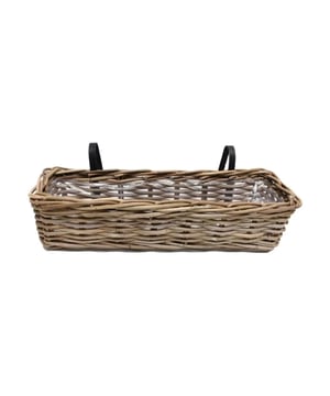 
Creëer uw eigen groene oase met de Rotan Balkon Plantenbak van Naturn Living. Deze stijlvolle en functionele balkonmand, met de afmetingen 60 x 18 x 16 cm, is de perfecte oplossing om uw balkon te transformeren in een levendige tuin. Het bruine rotan design brengt niet alleen natuurlijke schoonheid naar uw buitenruimte maar biedt ook de duurzaamheid en weerstand die nodig zijn voor het buitenleven.   Deze hangende balkonbak is ontworpen om ruimte-efficiëntie en esthetiek te combineren. Het slanke formaat is perfect voor smalle balkons en leuningen, terwijl het rotan materiaal een stijlvol element toevoegt aan uw buiteninrichting. De natuurlijke bruine kleur past harmonieus bij verschillende buitenstijlen, van modern tot traditioneel.   Vervaardigd met aandacht voor kwaliteit, biedt de Rotan Balkon Plantenbak van Naturn Living een langdurige oplossing voor uw tuinierbehoeften. Het materiaal is bestendig tegen de elementen, waardoor het ideaal is voor gebruik in alle seizoenen. Deze balkonbak is een duurzame keuze die bijdraagt aan een groenere planeet.   Het ophangsysteem van de balkonmand is ontworpen voor gemak en flexibiliteit, waardoor u deze eenvoudig aan de balkonreling kunt bevestigen. Transformeer in een handomdraai uw balkon zonder de noodzaak van ingewikkelde gereedschappen of installaties. Geniet snel van uw bloeiende balkontuin.   Of u nu kruiden, bloemen of sierplanten wilt kweken, de Rotan Balkon Plantenbak is veelzijdig genoeg om aan al uw behoeften te voldoen. Deze bak biedt voldoende ruimte voor verschillende planten en stimuleert een gezonde groei, waardoor u het hele jaar door kunt genieten van een bloeiend balkon.   Als een essentieel balkonaccessoire, verrijkt de Rotan Balkon Plantenbak van Naturn Living niet alleen de uitstraling van uw buitenruimte maar verhoogt ook uw woonkwaliteit. Breng een stukje natuur dichter bij huis en creëer een rustgevende omgeving waar u kunt ontspannen en genieten van de frisse lucht.   Zoekt u het perfecte cadeau voor een vriend of familielid met een passie voor tuinieren? Deze balkonbak is een doordachte en praktische keuze die elke tuinier zou waarderen. Transformeer uw balkon in een levendige en stijlvolle tuin met de Rotan Balkon Plantenbak van Naturn Living. Deze balkonmand is niet alleen een blikvanger maar ook een praktische oplossing voor stadsbewoners die verlangen naar een beetje groen in hun leven. Bestel nu en begin met het creëren van uw eigen balkontuinparadijs. Materiaal: Rottan