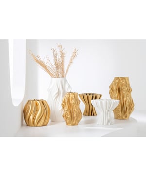 
Vase 3D Printing Irregular Porcelain White Width25.5Height21.5Length25.5Weight2.02 kgCollectionWinter 2025Colour WhiteMaterial compositionPorcelain(100%) Materiaal:
