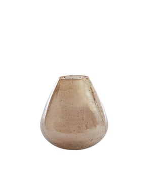 
Shop dit prachtige artikel van Light & LivingLight & Living - Vaas Ø31x35 cm LATERZA glas steenslag amber is gemaakt en ontwerpen door het Nederlandse merk Light & Living.De belangrijkste kenmerken van het artikel zijn als volgt:Kleur: OranjeProduct Lengte: 31Product Breedte: 31Producht Hoogte: 35Gewicht: 5Light & Living werd meer dan vijftig jaar geleden opgericht. We begonnen met het maken van lampenkappen in een kleine fabriekshal. Al snel kwamen daar lampen bij, zodat we een totaal verlichtingsconcept konden aanbieden. Na vele jaren actief te zijn geweest op de verlichtingsmarkt, zijn we gaan uitbreiden met betaalbare woonaccessoires en (klein)meubelen.Wij weten als geen ander dat thuis de plek is waar mensen zich vaak het prettigst voelen. Een eigen plek, ingericht met comfortabele meubels en sfeervolle verlichting. We denken graag met je mee. Daarom reizen we de hele wereld over op zoek naar de mooiste verlichting en woondecoratie. We zijn altijd op zoek naar dat ene speciale item waar ons hart sneller van gaat kloppen. Deze momenten leggen we vast en vertalen we naar onze producten.Twee keer per jaar presenteren we een nieuwe seizoenscollectie. Zo weten we je elke keer weer te inspireren! - Afmeting: 31x31x35 - Kleur: Oranje - Materiaal: Glas
