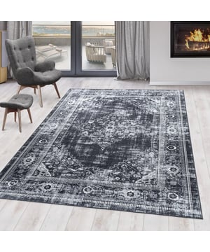 
- 120x170 CM Fiesta Collectie Deze wasbare vloerkleden uit de Fiesta Collectie zijn de perfecte keuze voor elk interieur. Met een elegant Oosters design en praktische eigenschappen voegen ze een vleugje luxe toe aan uw woonkamer. Productkenmerken: Materiaal: 100% Polyester Productie: Machinaal geweven Rug: Canvas Gebruik: Geschikt voor het gebruik in de woonkamer en andere woonruimtes Pluspunten: Veelzijdig Gebruik: Het klassieke Oosterse ontwerp past moeiteloos in zowel moderne als traditionele interieurs. Onderhoudsvriendelijk: Deze tapijten zijn wasbaar en daardoor eenvoudig schoon te maken en te onderhouden. Duurzaam: Het hoogwaardige polyester is bestand tegen slijtage, ideaal voor drukbezochte Merk: Muratap Materiaal: Polyester Kleur: Zwart Afmetingen: 120x170 CM EAN: 6017403668663