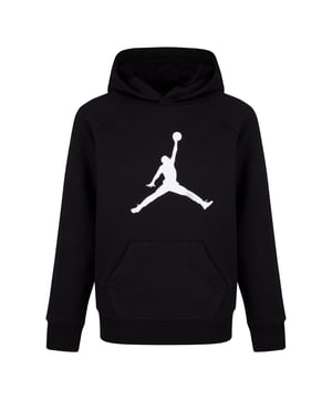 Jordan Jumpman fleecehoodie met logo voor jongens. Mooie Jordan hoodie in zwart sweat en een groot, wit logo op de voorkant gedrukt. De Jordan hoodie heeft een vaste capuchon met een katoenen voering, en heeft lange mouwen en brede randen. De hoodie heeft een kangoeroezak aan de voorkant en de binnenkant is van zacht, geborsteld katoen. Materiaal: 60% Katoen, 40% Polyester. Ref: 956326023.