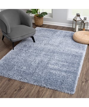
Hoogpolig vloerkleed met een zacht oppervlak. Gemakkelijk in onderhoud. - 80X150 CM Prachtige Hoogpolige vloerkleden uit de Porto Collectie. Dit hoogpolige fluffy vloerkleed heeft een zachte touch. Met een poolhoogte van 45 mm is dit vloerkleed superwarm en geschikt voor vloerverwarming. De kleuren zijn modern en zorgen voor een warme sfeer in de kamer. Dit hoogpolige vloerkleed is anti-statisch en anti-allergisch. Gemakkelijk in onderhoud en zeer gemakkelijk te stofzuigen. De Porto collectie bestaat uit meerdere kleuren, afmetingen en vormen. Artikeldetails: Gewicht 2,1 kg/m² Materiaal onderkant: Jute Materiaalsamenstelling 100% Polypropyleen Poolhoogte 45 mm Productietechniek: Machinaal geweven Loopgeluiddempend Geschikt voor vloerverwarming Onderhoudsvriendelijk Keurmerk OEKO-TEX: Al onze Merk: Muratap Materiaal: Polypropyleen Kleur: Blauw Afmetingen: 80X150 CM EAN: 6017401489413