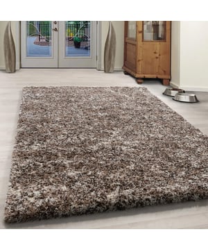 
Hoogpolige vloerkleden in een warme kleurenmix. De Rainbow collectie geeft een unieke look aan uw ruimte. - 200x290 CM  Himalaya Rainbow Hoogpolige Shaggy VloerkledenDe Himalaya Rainbow Collectie zorgt met zijn bijzondere kleursamenstellingen voor een bijzonder warme sfeer in huis. Dit vloerkleed is geschikt in zowel de woonkamer als in slaapkamers.Met zijn Poolhoogte van ruim 30mm is dit vloerkleed bijzonder dik geknoopt.- Vlekbestendig en onderhoudsvriendelijk omdat het kleed is gemaakt van synthetische vezels. - Kleurvast, waterafstotend, antistatisch en anti-allergisch. - Naast een zacht en comfortabel gevoel beschikt dit materiaal over diverse goede eigenschappen waardoor het tapijt pluisvrij en gemakkelijk schoon te maken is. Productspecificaties: 100% Soft Touch Polypropyleen Poolhoogte : 30mm Gewicht = 2.500gr/m² Geluiddempend Geschikt voor Merk: Muratap Materiaal: Synthetisch Kleur: Beige Afmetingen: 200x290 CM EAN: 6017402180159