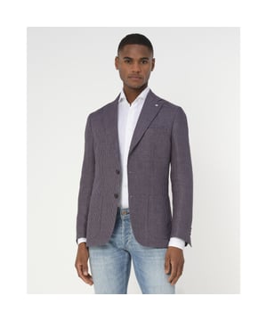 
Dutch Dandies Damon Colbert combineert stijl en comfort. Gemaakt van 100% linnen in een lichte paarse kleine ruit, biedt dit colbert opgestikte zakken en een drieknoopssluiting. De binnenzak voegt praktische elegantie toe. Dutch Dandies staat voor eigentijdse mode met een knipoog naar klassiekers, perfect voor de moderne vrijdenker die een unieke indruk wil maken. - Over het merk: Dutch Dandies is een merk dat de dandy lifestyle hoog in het vaandel heeft staan. De man die vanuit zijn levensvisie veel aandacht besteedt aan zijn uiterlijk, dat is een echte Dutch Dandy. De kledinglijn is geïnspireerd op de ouderwetse dandy stijl, maar ouderwets is een woord waarmee je het merk tekort zou doen. De man met een Rock & Roll lifestyle, maar dan met een grote feeling voor stijl en details.