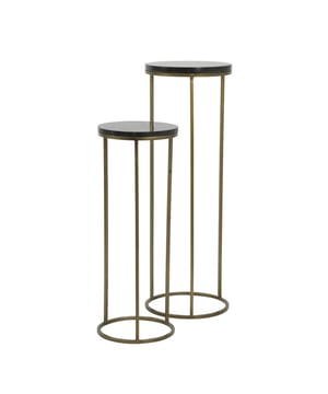 
Shop dit prachtige artikel van Light & LivingLight & Living - Zuil S/2 Ø30x80+Ø35x100 cm SOBRINA zwart agaat+antiek brons is gemaakt en ontwerpen door het Nederlandse merk Light & Living.De belangrijkste kenmerken van het artikel zijn als volgt:Kleur: ZwartProduct Lengte: 35Product Breedte: 35Producht Hoogte: 100Gewicht: 13.8Light & Living werd meer dan vijftig jaar geleden opgericht. We begonnen met het maken van lampenkappen in een kleine fabriekshal. Al snel kwamen daar lampen bij, zodat we een totaal verlichtingsconcept konden aanbieden. Na vele jaren actief te zijn geweest op de verlichtingsmarkt, zijn we gaan uitbreiden met betaalbare woonaccessoires en (klein)meubelen.Wij weten als geen ander dat thuis de plek is waar mensen zich vaak het prettigst voelen. Een eigen plek, ingericht met comfortabele meubels en sfeervolle verlichting. We denken graag met je mee. Daarom reizen we de hele wereld over op zoek naar de mooiste verlichting en woondecoratie. We zijn altijd op zoek naar dat ene speciale item waar ons hart sneller van gaat kloppen. Deze momenten leggen we vast en vertalen we naar onze producten.Twee keer per jaar presenteren we een nieuwe seizoenscollectie. Zo weten we je elke keer weer te inspireren! - Afmeting: 35x35x100 - Kleur: Zwart - Materiaal: Metaal