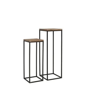
Shop dit prachtige artikel van Light & LivingLight & Living - Zuil S/2 30x30x82,5+35x35x102 cm YARULA hout+zwart is gemaakt en ontwerpen door het Nederlandse merk Light & Living.De belangrijkste kenmerken van het artikel zijn als volgt:Kleur: BruinProduct Lengte: 35Product Breedte: 35Producht Hoogte: 102Gewicht: 5.8Light & Living werd meer dan vijftig jaar geleden opgericht. We begonnen met het maken van lampenkappen in een kleine fabriekshal. Al snel kwamen daar lampen bij, zodat we een totaal verlichtingsconcept konden aanbieden. Na vele jaren actief te zijn geweest op de verlichtingsmarkt, zijn we gaan uitbreiden met betaalbare woonaccessoires en (klein)meubelen.Wij weten als geen ander dat thuis de plek is waar mensen zich vaak het prettigst voelen. Een eigen plek, ingericht met comfortabele meubels en sfeervolle verlichting. We denken graag met je mee. Daarom reizen we de hele wereld over op zoek naar de mooiste verlichting en woondecoratie. We zijn altijd op zoek naar dat ene speciale item waar ons hart sneller van gaat kloppen. Deze momenten leggen we vast en vertalen we naar onze producten.Twee keer per jaar presenteren we een nieuwe seizoenscollectie. Zo weten we je elke keer weer te inspireren! - Afmeting: Ø35x102 - Kleur: Bruin - Materiaal: Metaal