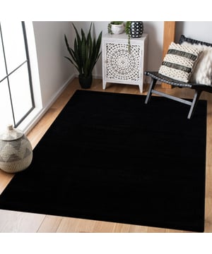
Laagpolig Effen Zwart - 80x150 CM UNI Effen Vloerkleden - Tijdloze Tapijten Voeg een vleugje hedendaagse klasse toe aan je interieur met onze UNI Effen Vloerkleden collectie. Deze moderne kleden zijn een perfecte combinatie van eenvoud en elegantie, waardoor ze de ideale aanvulling zijn op elke ruimte in jouw huis. Specificaties: Materiaal: Hoogwaardig polypropyleen Gewicht: 1850 gr per m² Beschikbaar in verschillende maten en in het rond Een Vleugje Comfort: Geniet van ongeëvenaard comfort met onze zachte en weelderige vloerkleden. Met een gewicht van 1850 gram per vierkante meter voelen ze heerlijk aan onder je voeten, waardoor je elke stap in jouw huis extra plezierig wordt. Duurzaamheid in Stijl: Gemaakt van hoogwaardig polypropyleen, zijn deze kleden ontworpen om lang mee te gaan. Ze zijn bestand tegen dagelijks gebruik en behouden Merk: Muratap Materiaal: Polypropyleen Kleur: Zwart Afmetingen: 80x150 CM EAN: 8720728981079 Overig: Anti-statisch en Anti-allergisch , Kleurvast en waterafstotend, Geschikt voor vloerverwarming, Geluiddempend