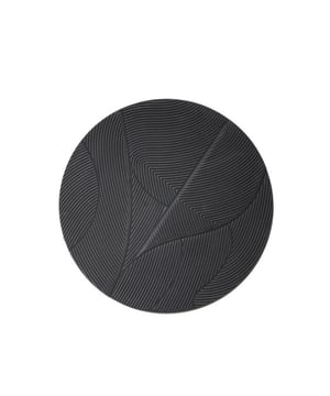 
Omschrijving: Tazi large round – black Wanddeco Tazi groot vierkant Zwart is een mooi object voor aan jouw muur! Dit bord is gemaakt van hout en is vervolgens geverfd. Wij raden aan om het bord schoon te maken met een zachte doek. Ook is Tazi verkrijgbaar in het Wit en in kleiner formaat! Kleur: Black Materiaal: MDF Afwerking: Geverfd Afmeting product: 90x90x2,5 cm Afmeting verpakking: 96x8x97 cm Gewicht (kg): 6,35 Onderhoud: Schoonmaken met een zachte doek Kleur: Black Materiaal: MDF