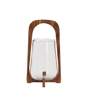 
Shop dit prachtige artikel van Light & LivingLight & Living - Windlicht Ø26x48 cm ANOSY glas helder+hout naturel is gemaakt en ontwerpen door het Nederlandse merk Light & Living.De belangrijkste kenmerken van het artikel zijn als volgt:Kleur: BruinProduct Lengte: 26Product Breedte: 26Producht Hoogte: 48Gewicht: 3.33Light & Living werd meer dan vijftig jaar geleden opgericht. We begonnen met het maken van lampenkappen in een kleine fabriekshal. Al snel kwamen daar lampen bij, zodat we een totaal verlichtingsconcept konden aanbieden. Na vele jaren actief te zijn geweest op de verlichtingsmarkt, zijn we gaan uitbreiden met betaalbare woonaccessoires en (klein)meubelen.Wij weten als geen ander dat thuis de plek is waar mensen zich vaak het prettigst voelen. Een eigen plek, ingericht met comfortabele meubels en sfeervolle verlichting. We denken graag met je mee. Daarom reizen we de hele wereld over op zoek naar de mooiste verlichting en woondecoratie. We zijn altijd op zoek naar dat ene speciale item waar ons hart sneller van gaat kloppen. Deze momenten leggen we vast en vertalen we naar onze producten.Twee keer per jaar presenteren we een nieuwe seizoenscollectie. Zo weten we je elke keer weer te inspireren! - Afmeting: 26x26x48 - Kleur: Bruin - Materiaal: Hout