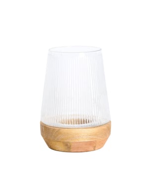
Shop dit prachtige artikel van Light & LivingWindlicht Ø22x30 cm MINAS glas ribbel helder+hout naturel is gemaakt en ontwerpen door het Nederlandse merk Light & Living.De belangrijkste kenmerken van het artikel zijn als volgt:Kleur: BruinProduct Lengte: 22Product Breedte: 22Producht Hoogte: 30Gewicht: 5Light & Living werd meer dan vijftig jaar geleden opgericht. We begonnen met het maken van lampenkappen in een kleine fabriekshal. Al snel kwamen daar lampen bij, zodat we een totaal verlichtingsconcept konden aanbieden. Na vele jaren actief te zijn geweest op de verlichtingsmarkt, zijn we gaan uitbreiden met betaalbare woonaccessoires en (klein)meubelen.Wij weten als geen ander dat thuis de plek is waar mensen zich vaak het prettigst voelen. Een eigen plek, ingericht met comfortabele meubels en sfeervolle verlichting. We denken graag met je mee. Daarom reizen we de hele wereld over op zoek naar de mooiste verlichting en woondecoratie. We zijn altijd op zoek naar dat ene speciale item waar ons hart sneller van gaat kloppen. Deze momenten leggen we vast en vertalen we naar onze producten.Twee keer per jaar presenteren we een nieuwe seizoenscollectie. Zo weten we je elke keer weer te inspireren! - Afmeting: Ø22x30 - Kleur: Bruin - Materiaal: Hout