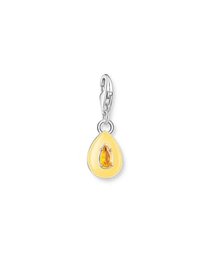 Thomas Sabo Drop Charm Hanger voor heren. Bedel gemaakt van hoogwaardig 925 Sterling zilver in een driedimensionaal ontworpen Yin Yang symbool. Met de hand beschilderd met koud email en ovale stenen in twee verschillende pasteltinten. Uitgerust met een karabijnsluiting voor individuele combinaties met verdere bedels aan Charm Club kettingen en armbanden.- De achterkant van de hanger is verfijnd met ovale uitsparingen, waardoor de stenen kunnen schitteren.- Dankzij de karabijnsluiting kan de bedel individueel worden gecombineerd met andere bedels op bedelclubkettingen en armbanden.- Op deze manier kunnen sieradencreaties worden gemaakt,  In staat om verschillende persoonlijkheden te weerspiegelen. Materiaal: 100% Sterling Zilver. Ref: 19194968.