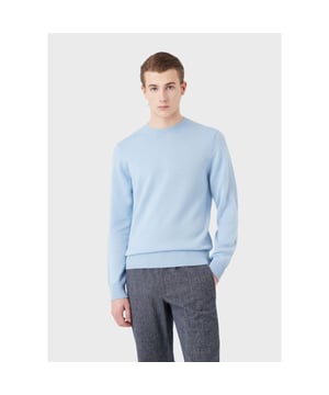 Ribbed crewneck.Long sleeves.Ribbed cuffs and hem.Regular fit.