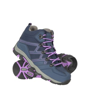 The Oscar Kids Walking Boots are durable and comfortable, great for everyday walking and hiking. With a durable suede and mesh upper and hardwearing outsole, breathability and stability are ensured, whilst the padded tongue and ankle offer comfort and support. 
 
 Suede, Synthetic & Mesh Upper - Durable and breathable, a lighter style of footwear for hiking and walking 
 Mesh Lining - Improves breathability to help keep your feet fresh 
 Cushioned Footbed - Supports your foot for added comfort, particularly at the arch and toe 
 Padded Features – Cushioned tongue and ankle for extra comfort and support all day long 
 
    (Ref: 015780)