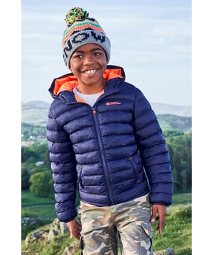 The Seasons Kids Padded Jacket keeps your child warm and protected, when getting caught in light showers. Lightweight microfiber padding for better insulation and with a water-resistant outer - it's great for winter outdoor fun. (Ref: 053103)
