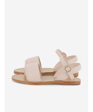 Chloé's Parisian aesthetic explores a modern Bohemian outlook. These girls powder pink sandals are reflective of the French luxury label's high quality construction and precision of beauty. Made in an immaculate cow leather design via a sheep leather sole with a striking embossed Chloé illustration. Complete with golden buckle straps and inserts on the front with Chloé embroidery. She will be obsessed.

Mini Me
Mineral Tanning
Chrome Leather Tanning
Sold in a Chloé Shoe Box
100% Leather