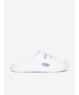 Introducing the Kids Logo Sliders in White from Diesel – a deluxe addition to your child's summer collection for SS2025. These sliders are not only stylish but crafted to offer unmatched comfort and durability for both boys and girls. Discover the ultimate in luxury leisurewear:

Iconic Diesel Branding: Emblazoned with the bold Diesel logo, ensuring standout style.
Supple Comfort: Expertly designed with a soft sole for all-day wearability.
Sleek White Finish: Perfect for versatile styling across various outfits.
Durable Design: Built to withstand the energetic play of children, lasting through the seasons.

Elevate your child's wardrobe with these chic Diesel Kids Logo Sliders in White today!