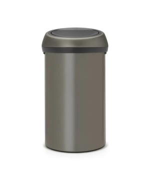 
<p><strong>Korte omschrijving</strong></p>
<ul>
<li>Inhoud: 60 liter</li>
<li>Afmeting doorsnede: 40 cm</li>
<li>Beschermende kunststof bodem</li>
<li>Inclusief afvalzakken</li>
<li>10 jaar garantie</li>
<li>Wordt geleverd zonder binnenemmer</li>
</ul>
<p><strong>Uitgebreide omschrijving</strong></p>
<p>In deze grote XXL Brabantia Touch Bin gaat maar liefst 60 liter afval! Deze prullenbak heeft een prachtige platinum structuurlak. De prullenbak heeft een grote opening en door de 'soft touch' sluiting, opent en sluit het deksel geruisloos. </p>