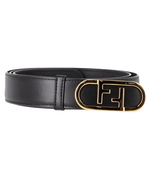 VINTAGE, RRP AS NEW
Step into luxury with the Fendi O'Lock Logo Belt, where sophistication meets statement. Crafted from sleek black leather, this timeless accessory is anchored by Fendi's interlocking FF monogram buckle in radiant gold-tone hardware—an emblem of modern glamour. The slim silhouette cinches the waist with effortless grace, whether worn over a tailored blazer or wrapped around a flowing midi dress.

Fendi O'lock Logo Belt in Black Leather
Condition: Excellent
Signs of wear:  No sign of wear.
Packaging: None
Color: black
Material: Leather | leather
Size: One Size | One Size
Measurements: Width: 30; Length: 1100
SKU: NAPPUGBAC563566W