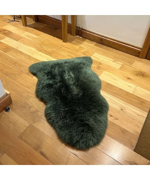 Crafted from 100% real sheepskin wool, it offers a silky, fluffy texture that adds instant warmth and elegance. Measuring approx. 90 x 60 cm, this premium hide is soft, breathable, and durable—perfect as a floor rug, sofa throw, chair cover, or bed accent.

Key Features

100% Genuine Sheepskin Wool – soft, silky, and naturally luxurious.

Size: 90 x 60 cm (approx.) – versatile for any room.

Natural & Breathable – warm in winter, cool in summer.

Plush, Fluffy Pile – adds comfort and timeless style.

Long-Lasting Quality – durable wool that keeps its beauty.

Perfect For

Living rooms, bedrooms, or nurseries.

Sofa, chair, or bed styling.

A thoughtful, luxury gift.

Why Sheepskin?
Unlike synthetics, real sheepskin offers natural softness, unique character, and everyday comfort with lasting durability.