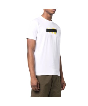 Dsquared2 Mens T Shirts
Made In Romania
100% Cotton
Lettering Printed On the Front
Ribbed Crew Neck
Trims with Twin-Needle Stitching
D2 Icon Collection
Machine Washable ( See Care Label )
Colour : Black, White