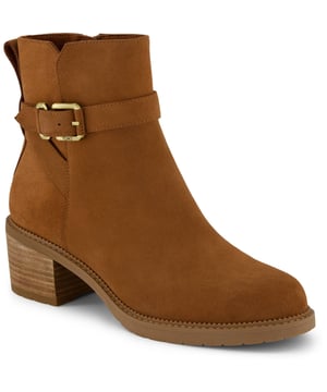 Ein klassischer, alltäglicher Look, der Hailey Stiefelette ist mit einer Mini-Profilsohle, Schnallenhardware und Nubukleder-Obermaterialien gefertigt, die nahtlos mit Jeans, Kleidern und T-Shirts kombiniert werden können. Bequeme CloudBound-Innensohle und eine Gummisohle sorgen für Komfort und Griffigkeit.