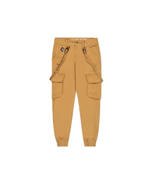 El Pantalón Utility es una versión moderna del clásico pantalón casual para hombres. Este pantalón tiene un ajuste ceñido con una etiqueta en el bolsillo delantero y cintas desmontables.