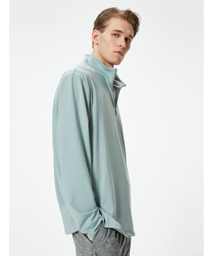 Produktkategorie Sweatshirtbr Ausschnitt Stehkragenbr Ärmellänge Langbr Details Mit Reißverschlussbr Isolierung Nicht angeraut