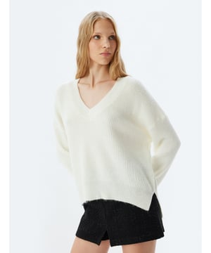 -Recyceltes Polyester -Regular -Ohne Tasche -Hüftenlänge -Langärmelig -V-Kragen -Sweater