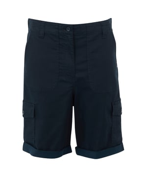 56% Viskose, 40% Baumwolle, 4% Elastan. Gewebe: vorgewaschen, Weiche Haptik, Twill. Design: Unifarben. GSM (Gramm pro Quadratmeter): 210. Taschenart: 2 Vordertaschen, 2 Taschen hinten, Zwei Taschen am Oberschenkel, Klappenverschluss, Geknöpft. Gewebetechnik: langlebig, Flexibel. Taille: Teilweise elastisch. Saum: Zum Krempeln. UV-Schutzfaktor: UPF 50+.
