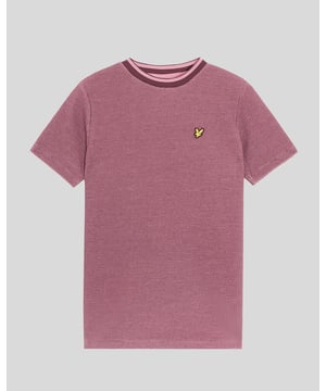 Dit zachte en ademende tweekleurige wafelshirt voor kinderen biedt textuur en comfort voor actieve dagen. De klassieke vorm houdt het eenvoudig en gemakkelijk te dragen. - Tweekleurige wafelstof zorgt voor een subtiele textuur - Comfortabel ontwerp met ronde hals - Duurzame constructie voor dagelijks spelen - Zachte stof voor comfort de hele dag