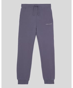 Comfort ontmoet stijl in deze sweatpants voor kinderen, gemaakt van zachte stof. Ze hebben een relaxte pasvorm en een geborduurd scriptlogo voor een casual, sportieve uitstraling.

- Zachte stof voor comfort de hele dag
- Regular fit voor gemakkelijke beweging
- Elastische tailleband met trekkoord
- Geborduurd scriptlogo-detail