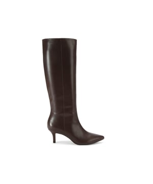 This Carvela Liscio Knee Boot is crafted from a rich brown leather which reaches the knee. The toe is pointed and the heel is in a sleek slim style. Heel height: 3.5cm.