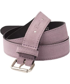 
lila roze dames riem 2.5 cm breed doorstikt met een zachte suéde bovenlaag. Heeft een klein zilverkleurig stalen gespje