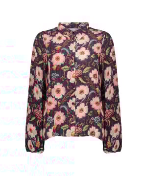
GEISHA BLOUSE 53610-20 
99% VISCOSE, 1% METAAL 
BLOUSE 
PLATTE KRAAG 
LANGE MOUWEN MET ELASTISCHE CUFFS 
KNOOPSLUITING 
FLOWERDESSIN 
PINK, GREEN 
INGEWEVEN LUREXGAREN 
RECHTVALLEND 
VALT NORMAAL VAN MAAT 
PRODUCTCODE: 53610-20