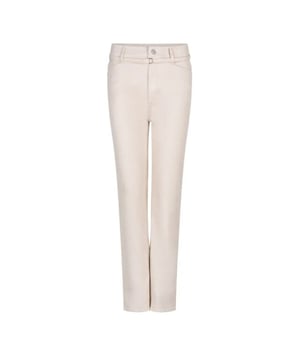 
Maak Amanda metallic in Butter Cream, jouw volgende favoriete jeans voor deze zomer. Deze cropped five-pocket-jeans heeft een mid-taille. De denim is bedekt met een glans die een beetje glamour aan de stijl toevoegt. Er wordt een bijpassende denim riem meegeleverd. Draag hem met onze stijlvolle top Phora voor een chique outfit om je vrienden te ontmoeten.
• Glanzende cropped jeans met rechte pijpen
• Middelhoge taille
• Bijpassende spijkerriem
• Denim met glanzende coating
• Knoop- en ritssluiting
• Riemlussen en vijf zakken
• Ruwe katoendenim

Material	98% cotton, 2% elastane