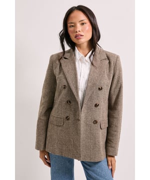 Double-breasted design with classic button detailing for a timeless silhouette
        Open collar styling creates a relaxed yet sophisticated look
        Regular fit offers comfortable wear with room for layering
        Structured shoulders and tailored shape provide a flattering outline
        Functional front pockets add practical detail to this versatile piece
    
    This Dorothy Perkins blazer combines casual comfort with polished style, perfect for the woman who appreciates versatility in her wardrobe. The open collar design offers a contemporary twist on traditional tailoring, making it ideal for both work and weekend wear. Style with straight-leg jeans and a crisp white shirt for brunch with friends, or pair with tailored trousers for family gatherings. The textured woven fabric adds subtle interest while maintaining a refined appearance. For cooler days, layer over a fine knit jumper, finishing with ankle boots for an effortlessly chic ensemble. This blazer transitions seamlessly from day to evening - simply add statement jewellery and a clutch bag for dinner dates. A true wardrobe staple that will serve you through multiple seasons and occasions.