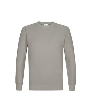 
<p>Deze steengrijze trui met ronde hals en structuur van Michaelis heeft lange mouwen en geribde boorden. De warme<span> </span>kleur geeft de trui een mooie uitstraling en maakt 'm zeer geschikt in combinatie met een licht overhemd en jeans eronder. De trui kan in de wasmachine op 30 graden gewassen worden. </p>
<p><span>Maat S  - 37/38 overhemd</span><br><span>Maat M - 39/40 overhemd </span><br><span>Maat L  - 40/41 overhemd</span><br><span>Maat XL - 42/43 overhemd<br>Maat XXL - 44/45 overhemd</span></p>