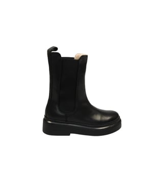 

Materiaal: gladleer
Zool: rubber zool
Voering: leer
Schachthoogte: 21