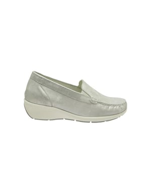 Dit item is nu in de aanbieding in onze online Waldläufer outlet
Waldlaufer K wijdte instapper met uitneembaar voetbed. Hakhoogte 3cm.