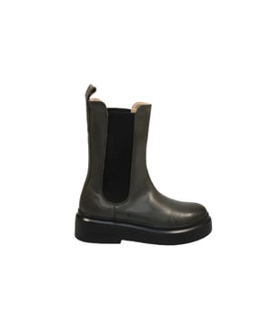 

Materiaal: gladleer
Zool: rubber zool
Voering: leer
Schachthoogte: 21