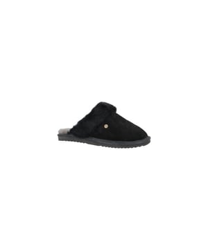 Warmbat Flurry kids zwart suede instap pantoffel met 100% Merino wollen voering. Merino wol is temperatuur regulerend. Warm in de winter en koel in de zomer. De zool is van schokdempend en lichtgewicht rubber.